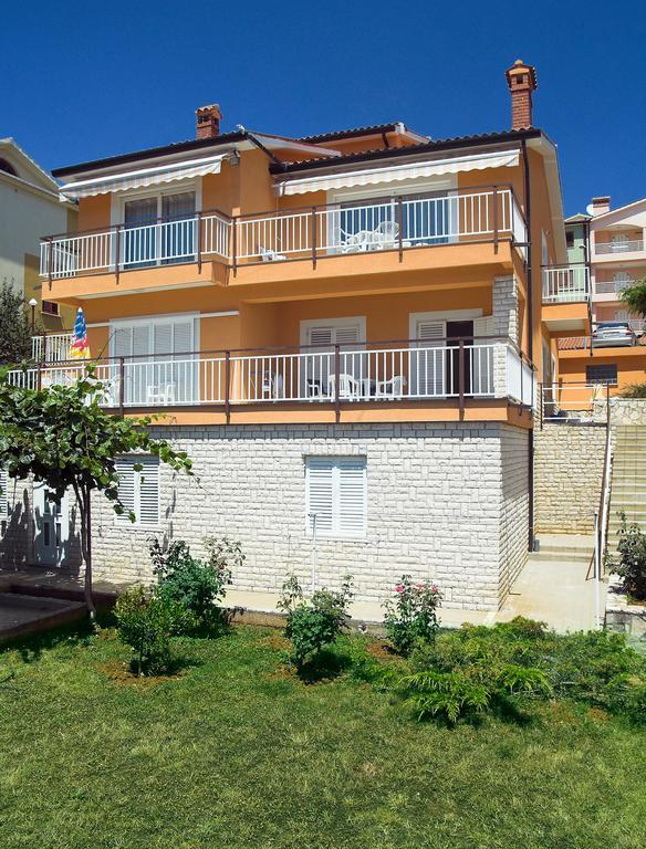 Apartment Marina
