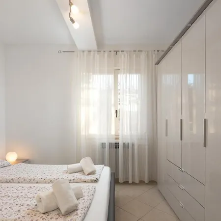 Marina Apartment Rabac Exterior photo